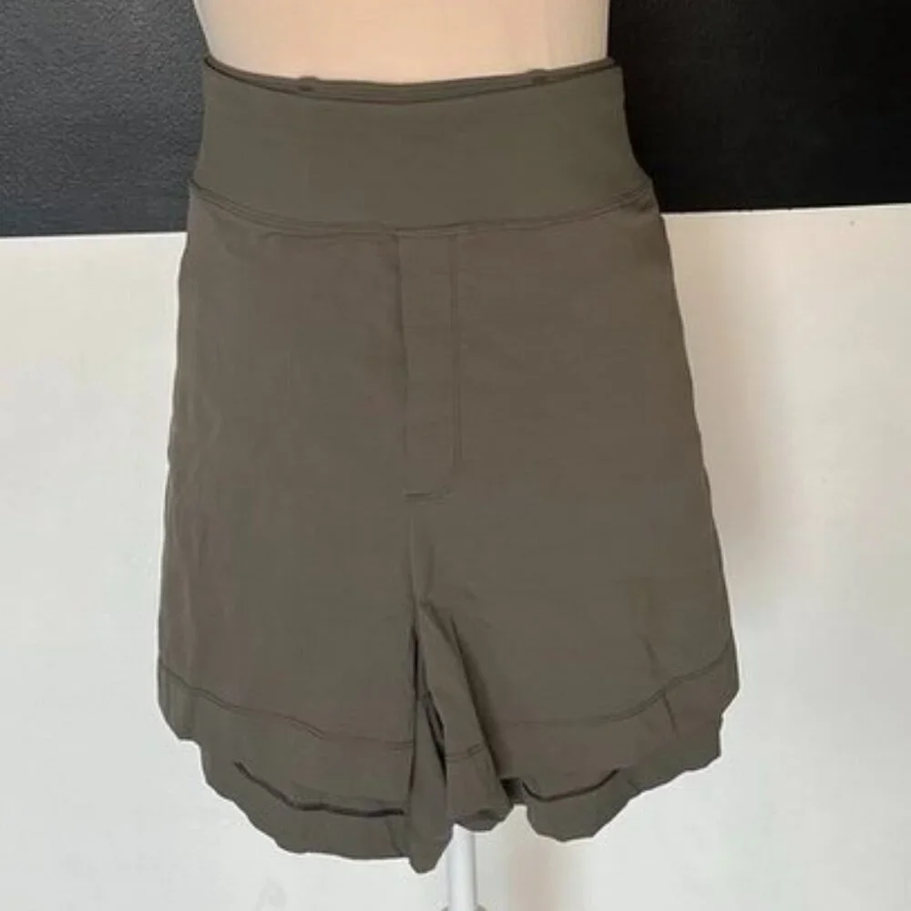 Athleta Trekkie North Short Olive Green Size 26 NWT XXL-XXXL SHIPS FAST
